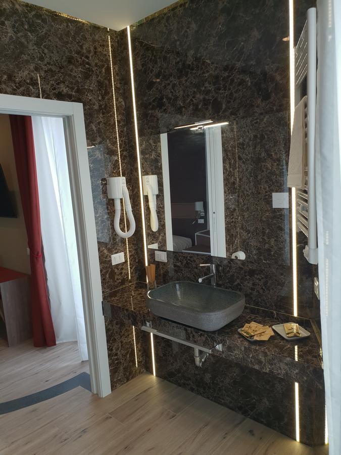 Th Luxury Rooms & Apartment Giardini Naxos Eksteriør bilde